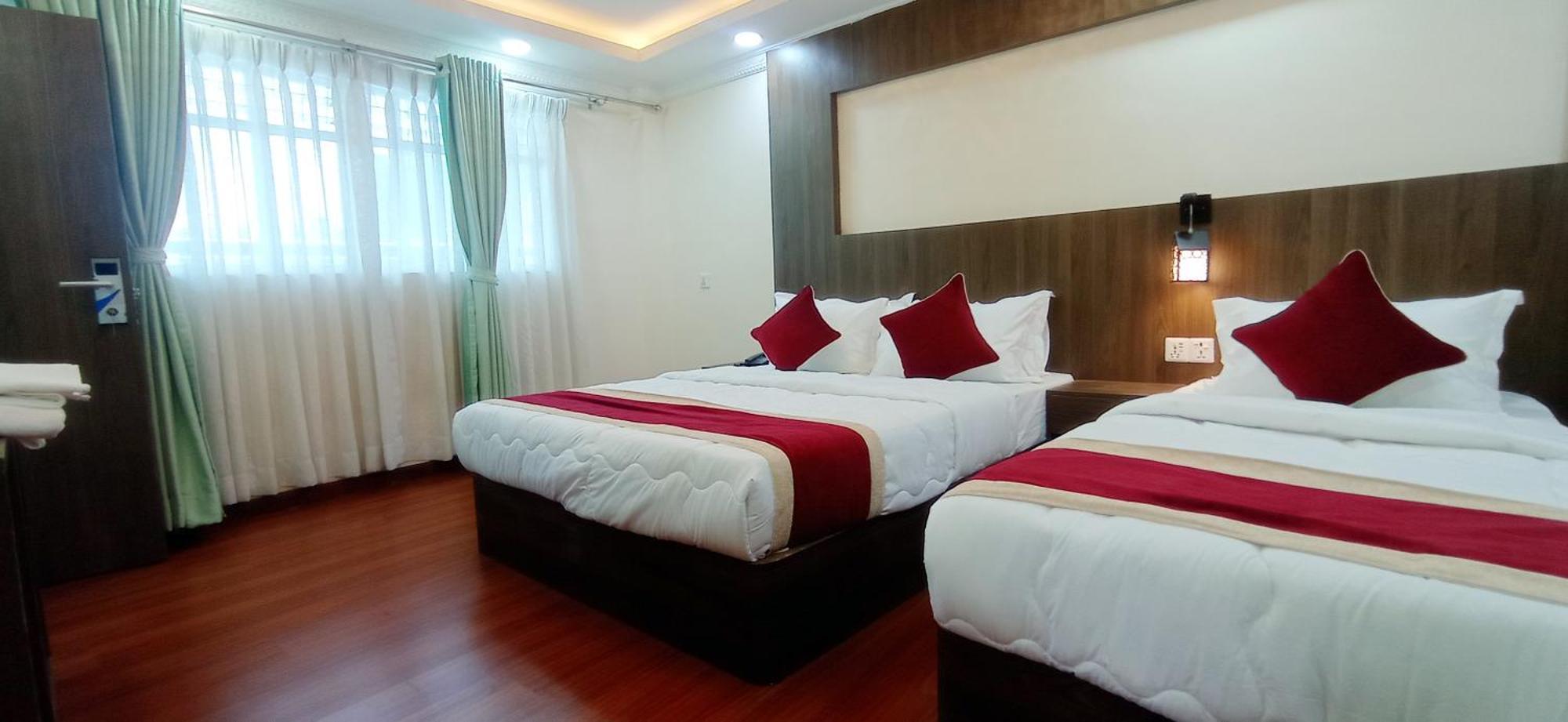 Hotel Aerolink Катманду Екстер'єр фото