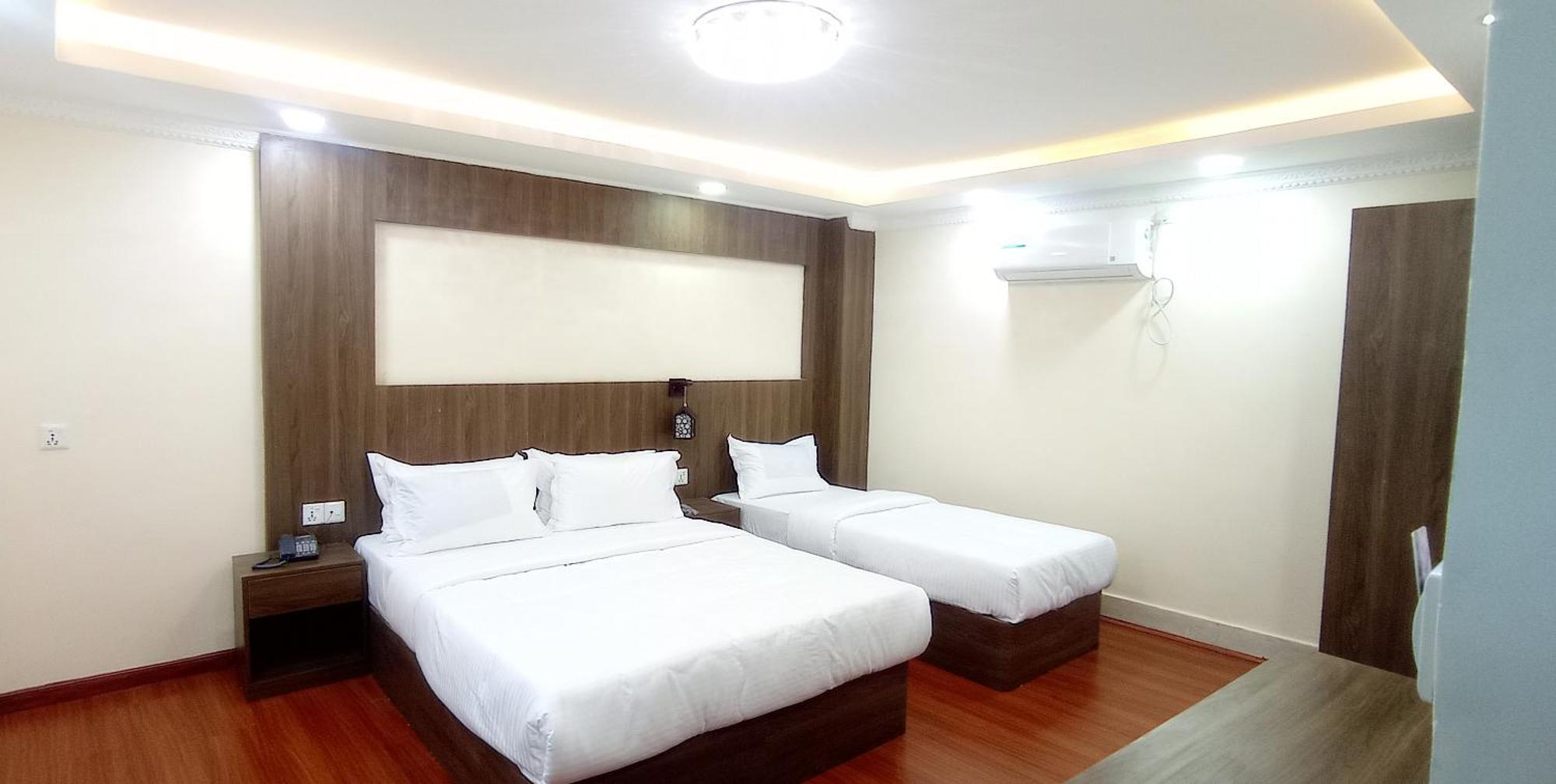 Hotel Aerolink Катманду Екстер'єр фото
